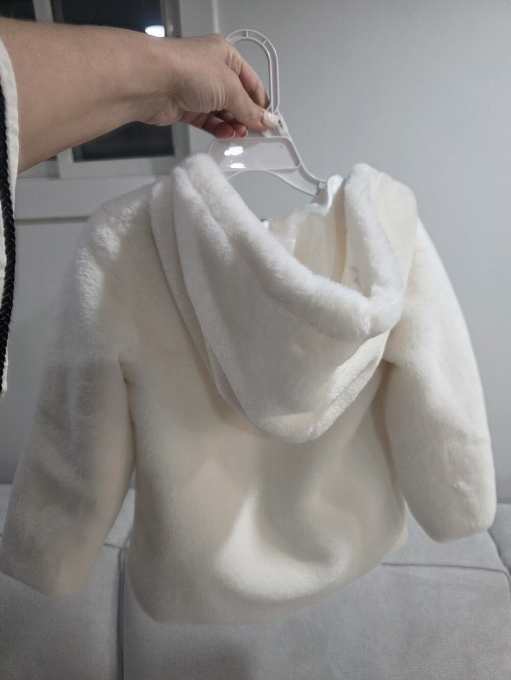 Cynthia Rowley Girls White Faux Fur Bunny Hood Coat Jacket 4T - Picture 12 of 14